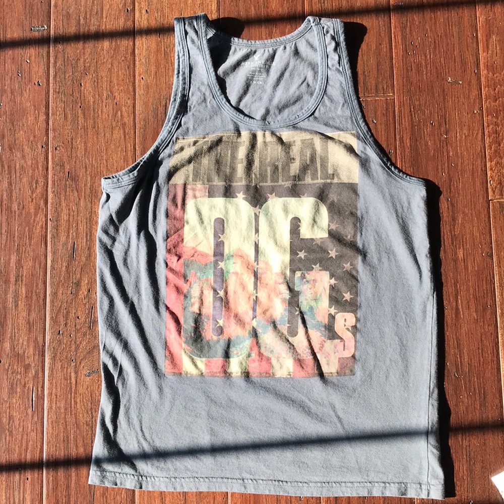 AEO gray graphic tank